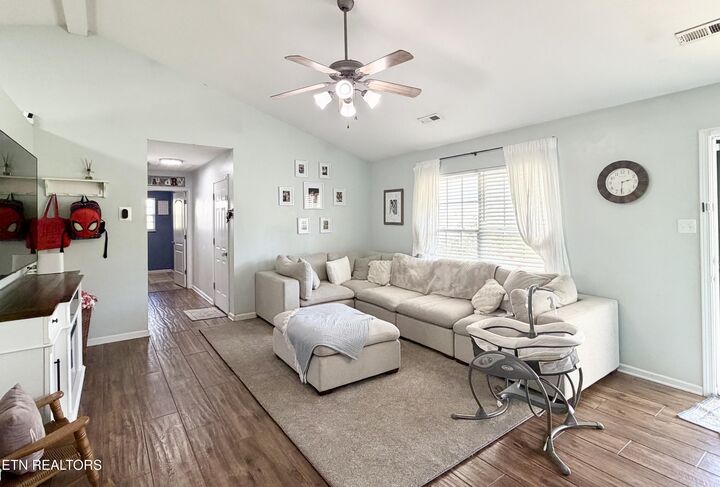 Property Photo:  2207 Tuckaleechee Pike  TN 37803 