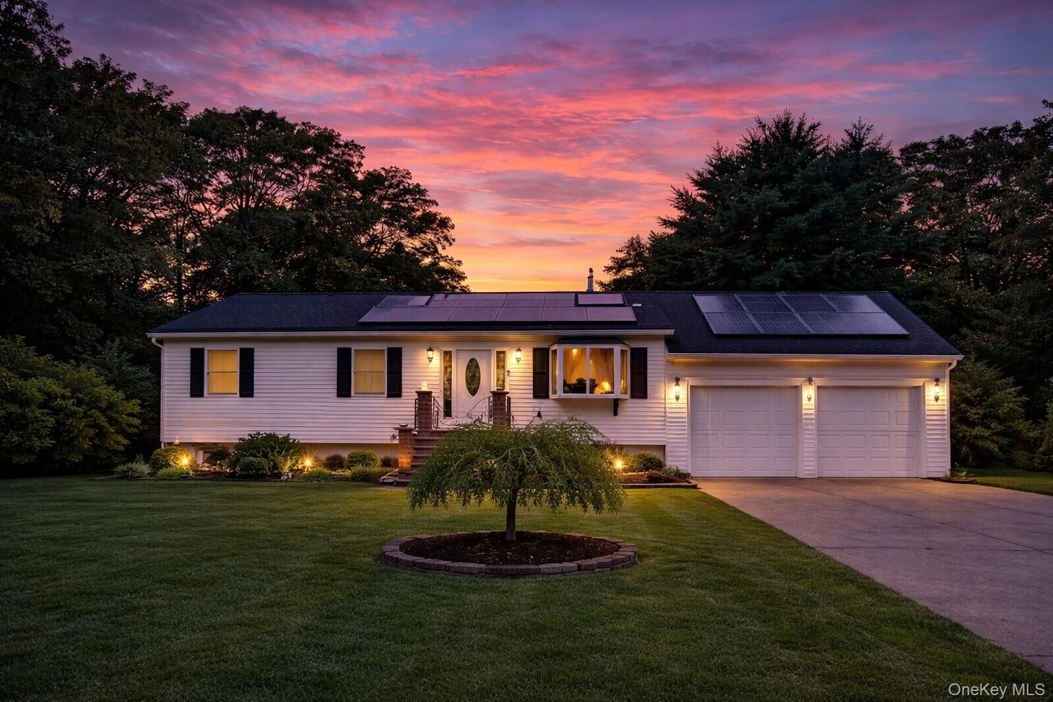 Property Photo:  10 Joanna Place  NY 11776 
