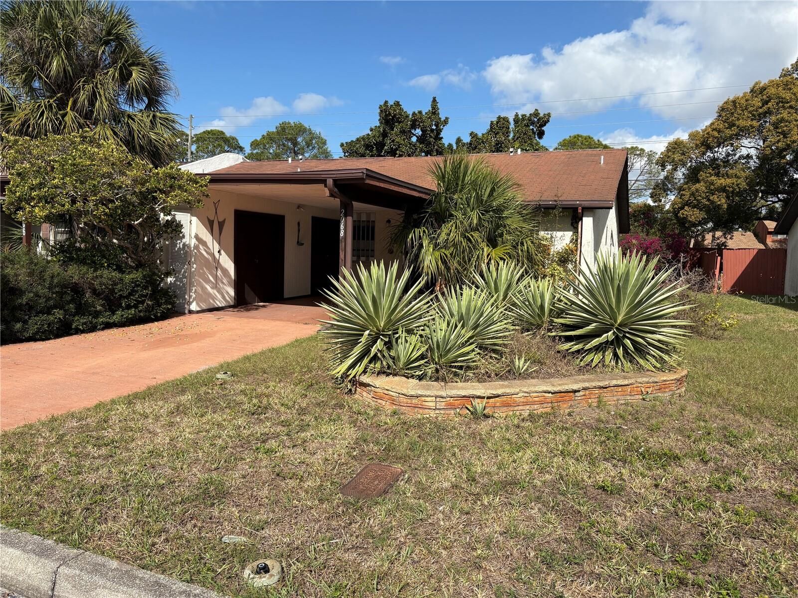 Property Photo:  2068 Sunset Grove Lane  FL 33765 