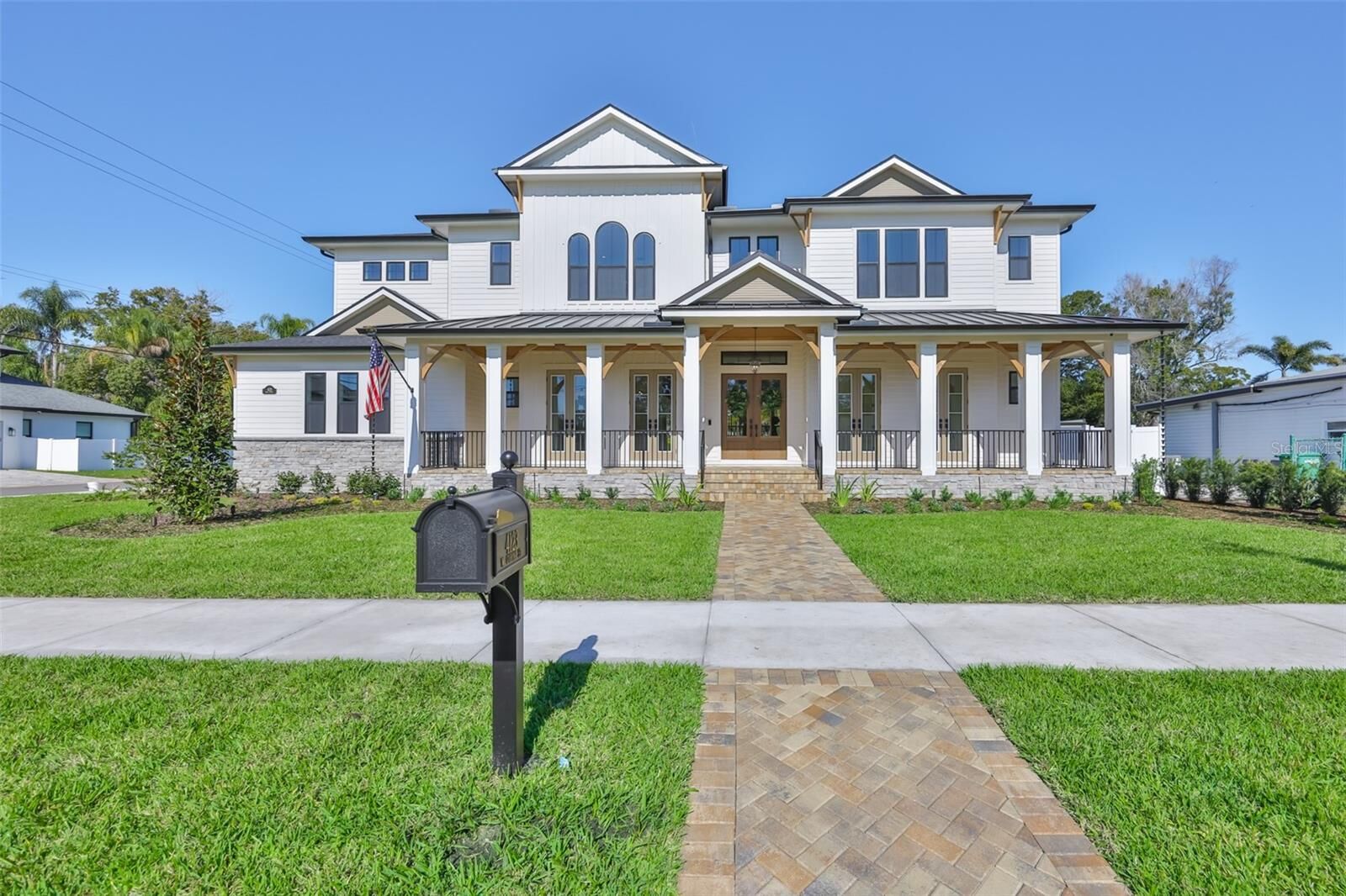 Property Photo: 4123 W Corona Street FL 33629