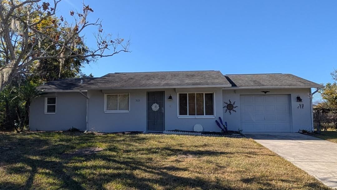 Property Photo:  313 Hinton Street  FL 33954 