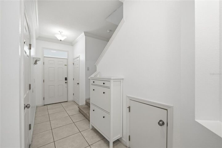 Property Photo:  1066 Amber Leaf Trail  FL 33544 