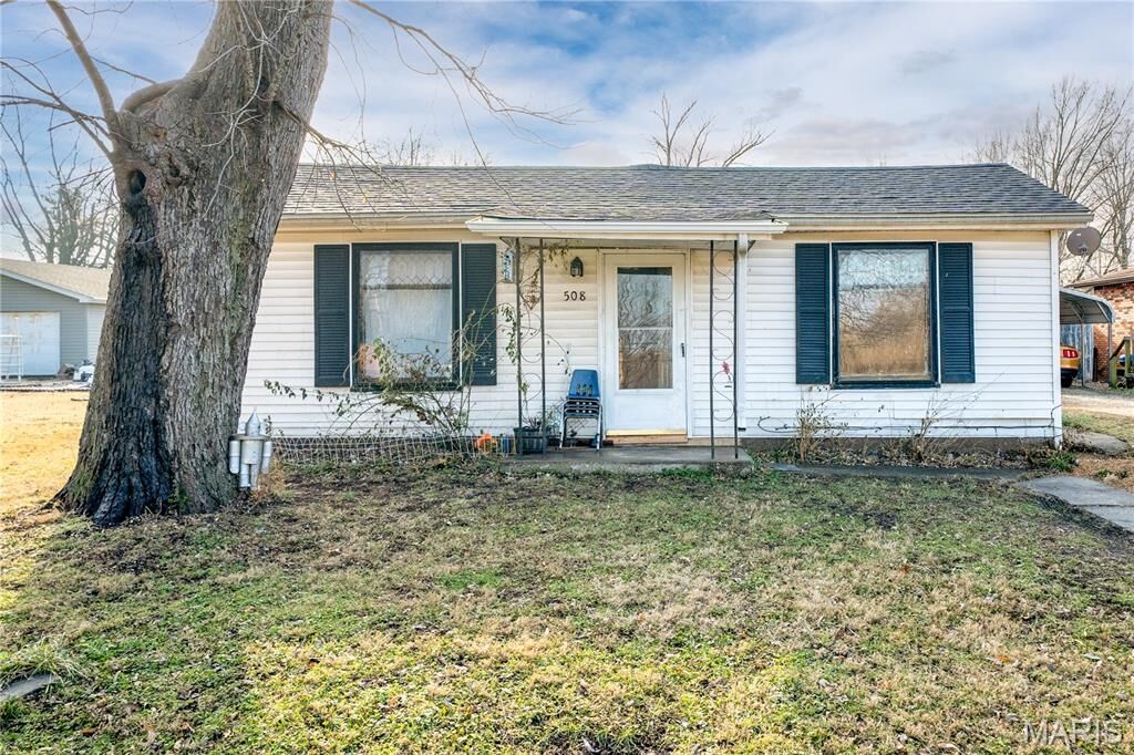 Property Photo:  508 Margaret Avenue  IL 62040 