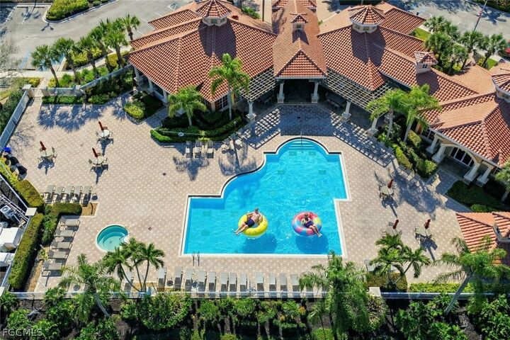 Property Photo:  13924 Bently Circle  FL 33912 