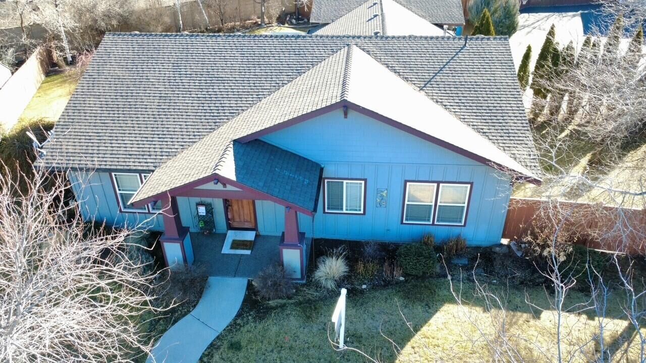 Property Photo:  61260 Sunflower Lane  OR 97702 