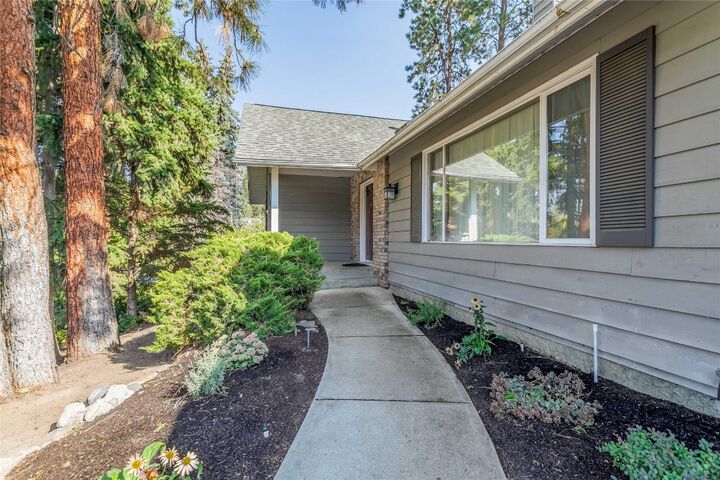 Photo de la propriété:  2605 Alberta Court  BC V1W 2X8 