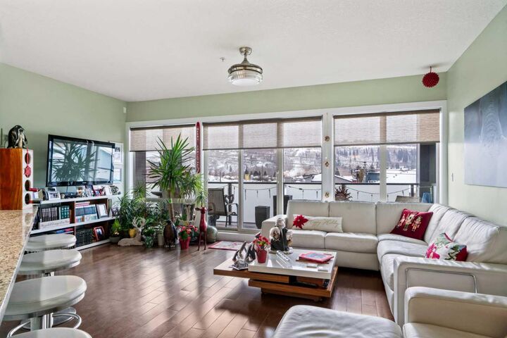 Property Photo:  1899 45 Street NW 313  AB T3B 4S3 