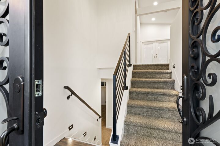 Property Photo: 8801 NE 140th Place WA 98034