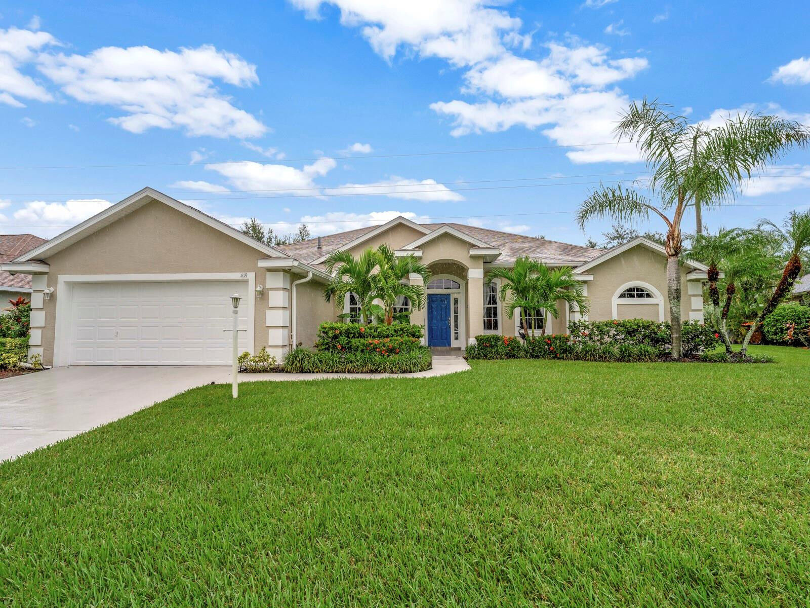 Property Photo:  419 N Sq  FL 32968 