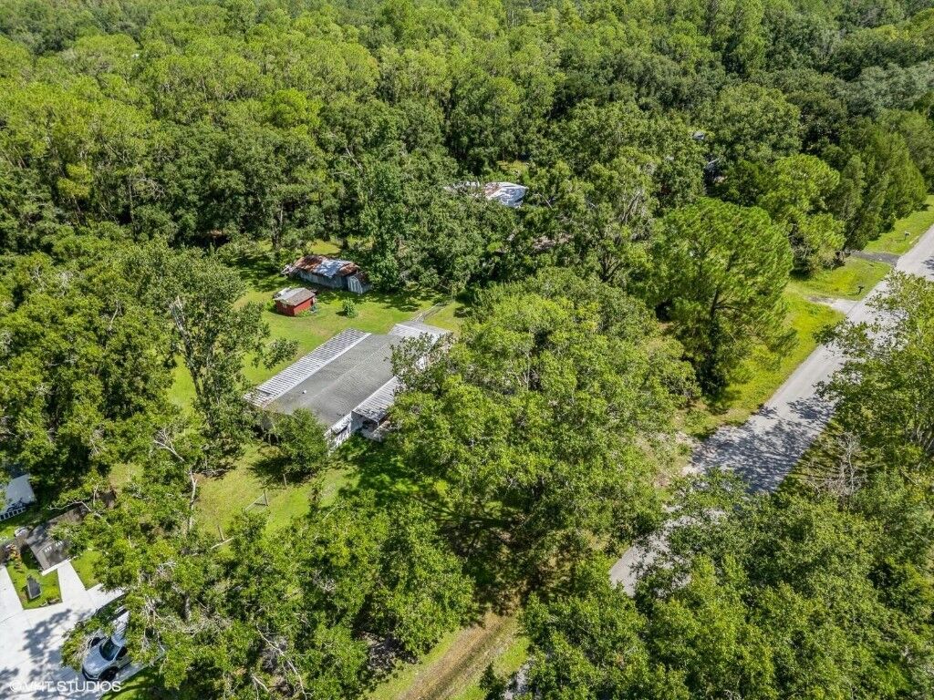 Property Photo:  6930 Angus Valley Drive  FL 33544 