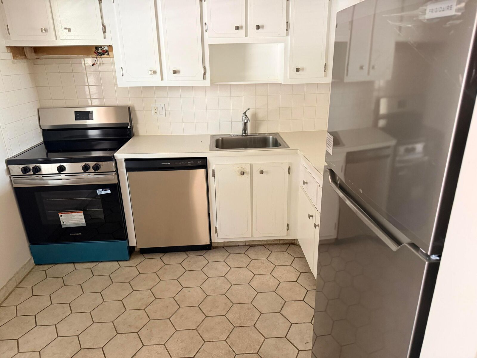 Property Photo: 1005 Country Club Drive 205 FL 33063