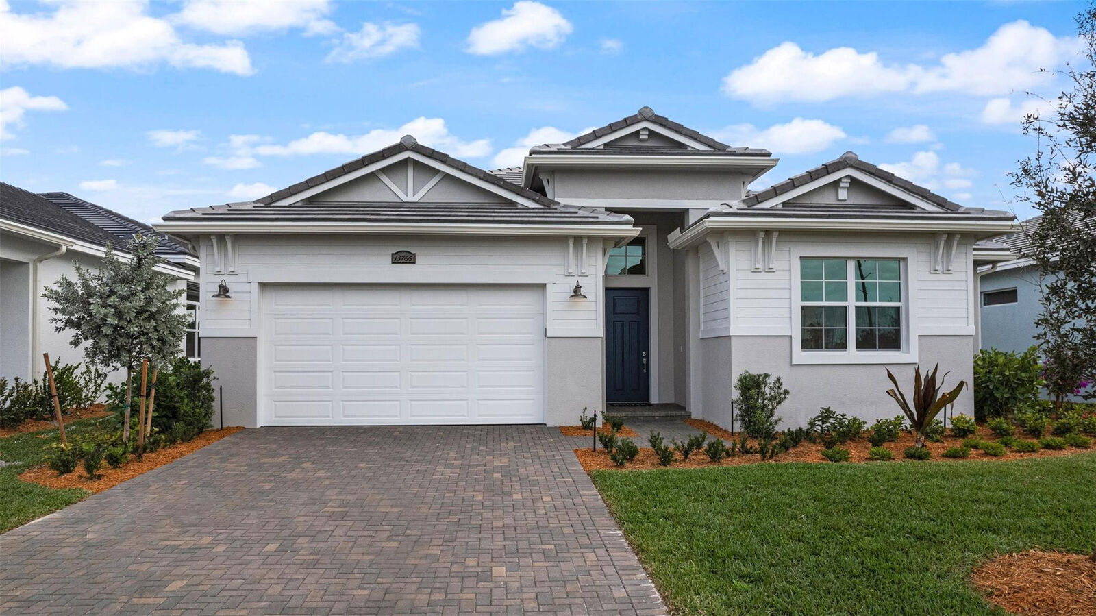 Property Photo:  13766 SE Chantilly Trace  FL 34984 