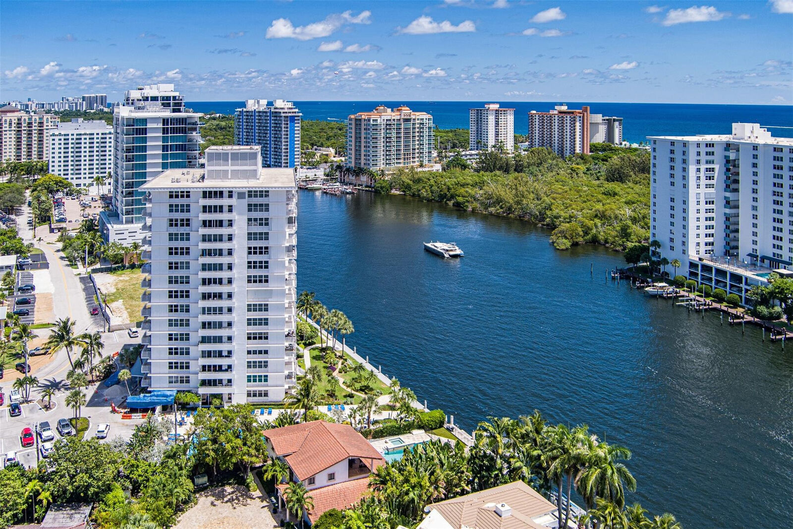 Property Photo:  888 Intracoastal Drive 14G  FL 33304 