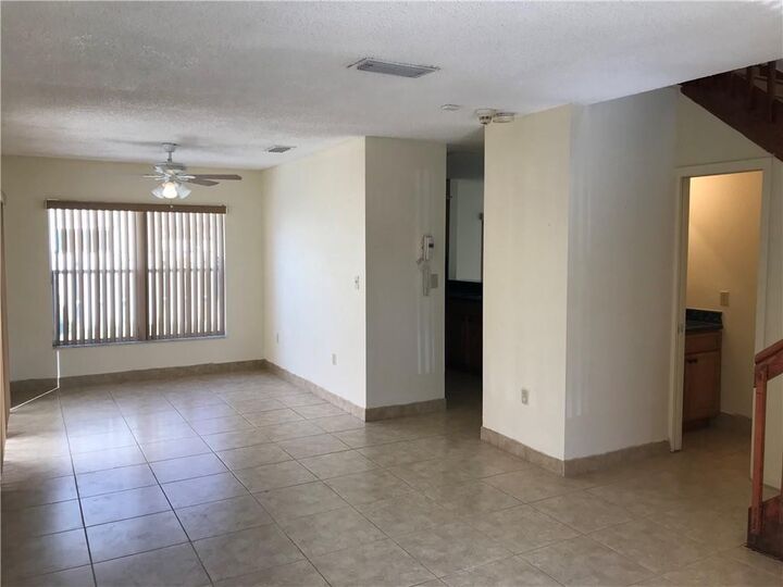 Property Photo:  7061 SW 41st Place  FL 33314 