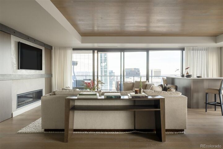 Property Photo:  1133 14th Street 3220  CO 80202 