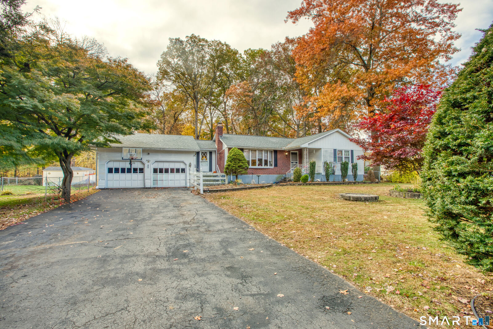 Property Photo:  123 Andover Road  CT 06108 