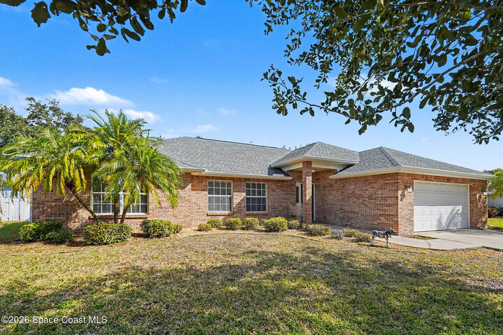 Property Photo:  1923 Windbrook Drive SE  FL 32909 