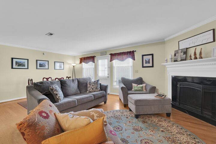 Property Photo:  182 Buckstone Lane  SC 29307 