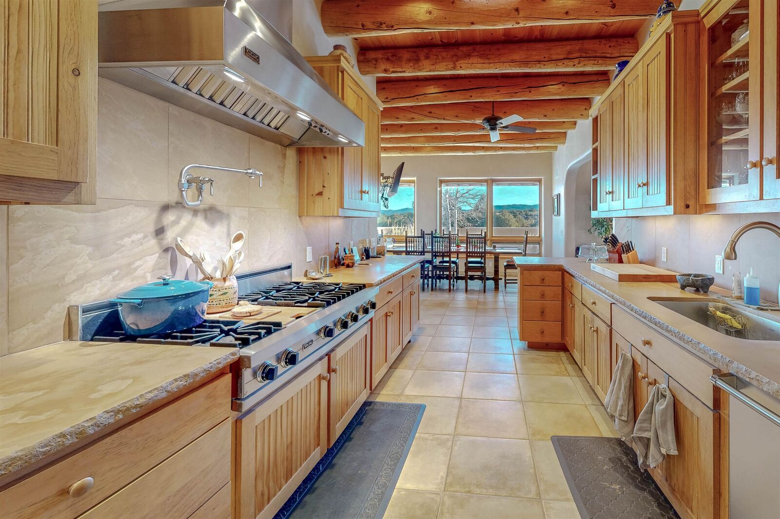 Property Photo:  98 Calle Mirador  NM 87557 