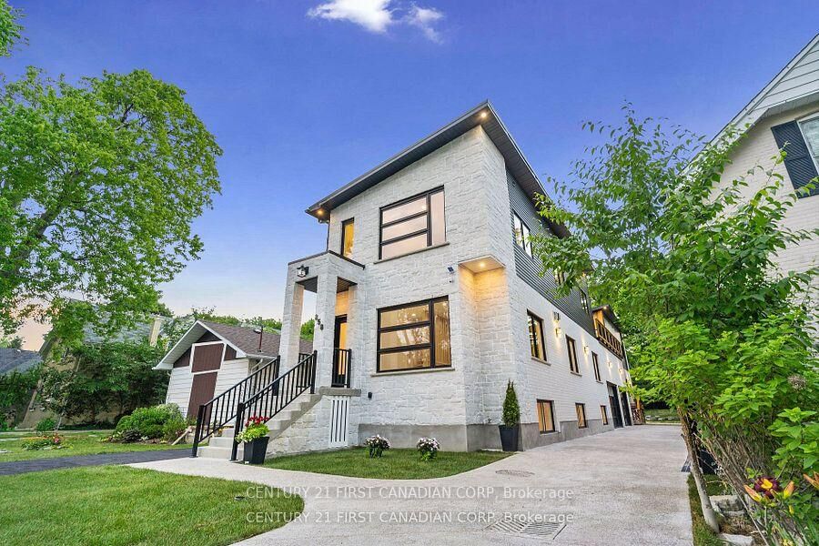 Property Photo:  858 William Street  ON N5Y 2S3 