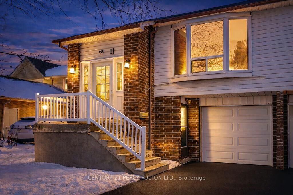 Photo de la propriété:  11 Bay Crest Drive  ON L6Z 1H5 