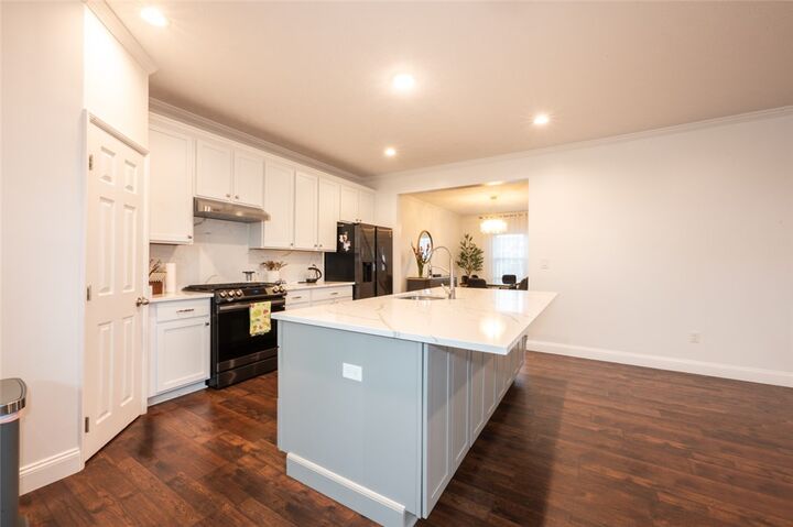 Property Photo:  104 Chesapeake Drive  PA 15236 