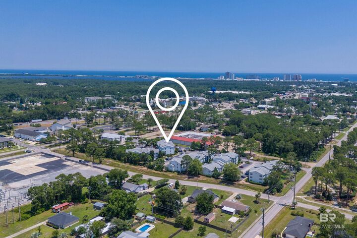 Property Photo:  2200 W 2nd Street 304D  AL 36542 