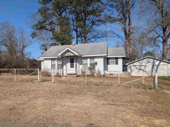 Property Photo: 472 Kelly St. AR 71701-6533