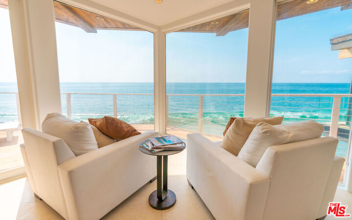 Property Photo:  27112 Malibu Cove Colony Dr  CA 90265 