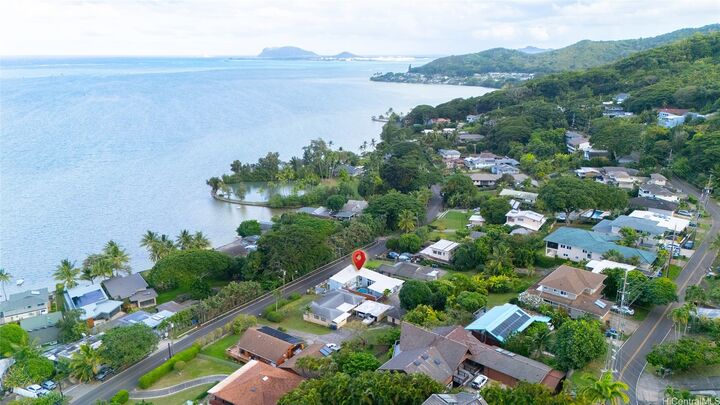 Property Photo:  47-402 Kamehameha Highway  HI 96744 