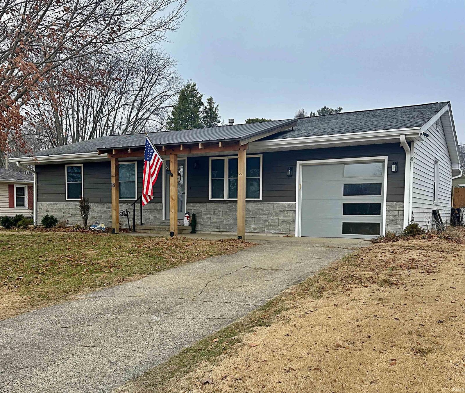 Property Photo:  18 Lynwood Drive  IN 47501 