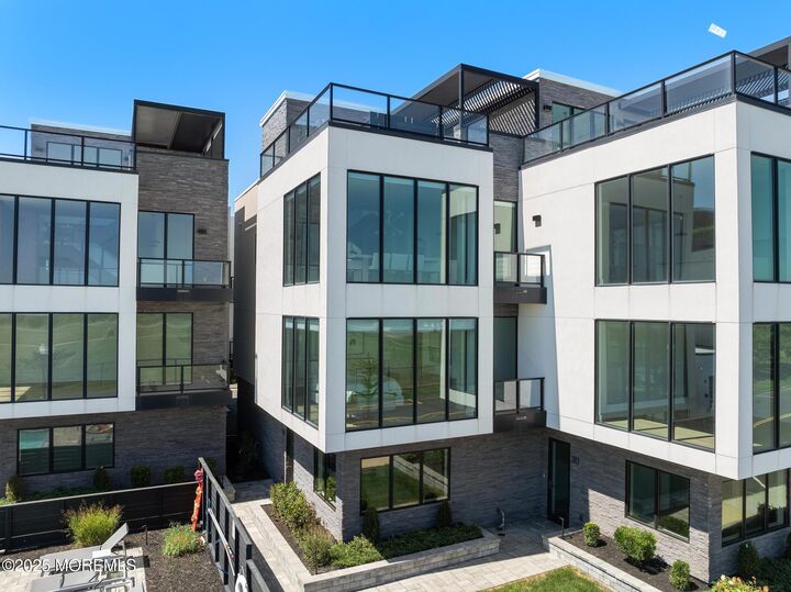 Property Photo:  200 Ocean Avenue N  NJ 07740 