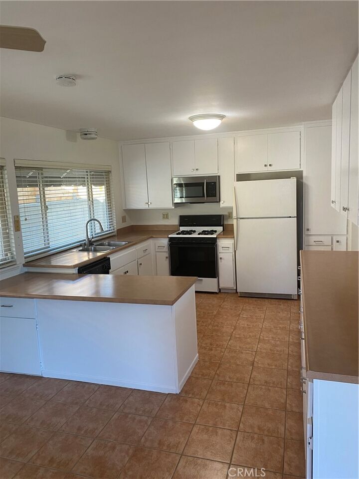 Property Photo:  6532 Farinella  CA 92647 