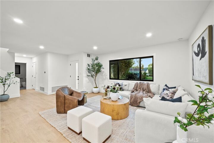 Property Photo:  13925 Branton Place  CA 91423 