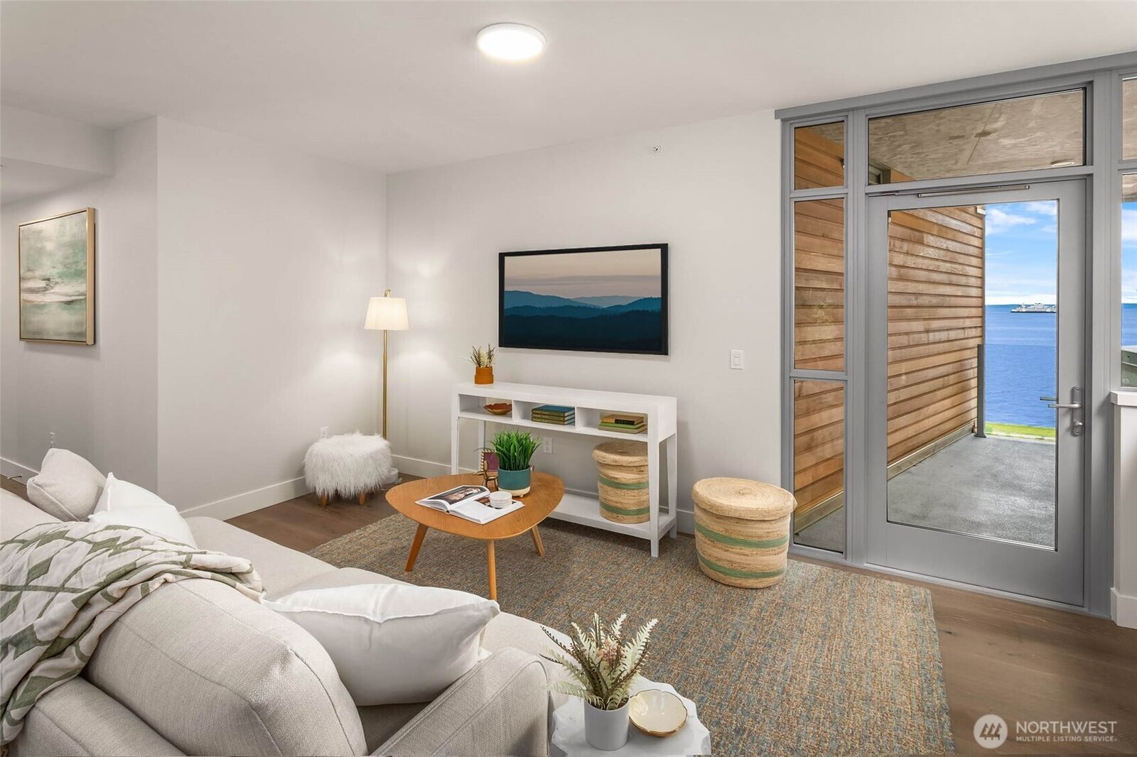 Property Photo:  1250  Alki Avenue SW 3H  WA 98116 