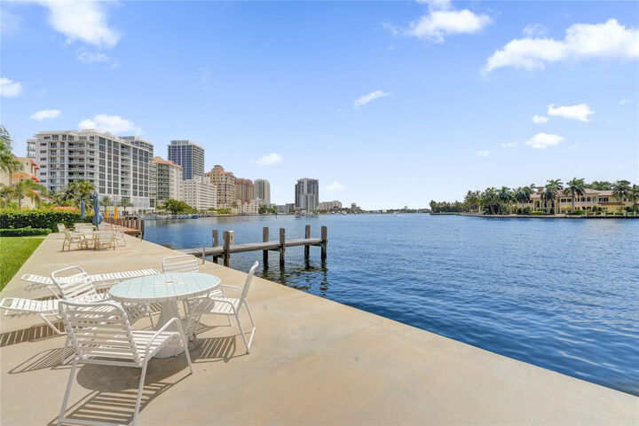 Property Photo:  425 Bayshore Drive 2  FL 33304 