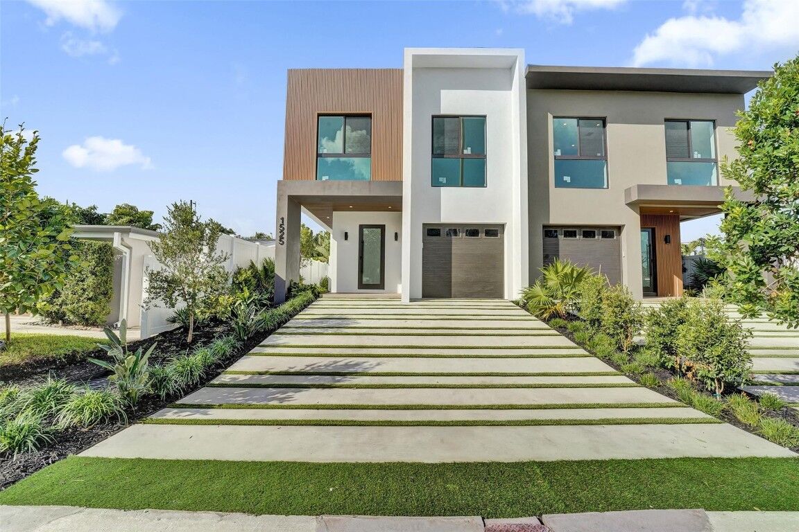 Property Photo:  1525 NE 15th Avenue  FL 33304 