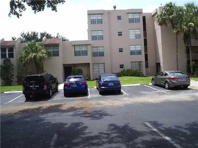 Property Photo: 9470 Live Oak Place 309 FL 33324