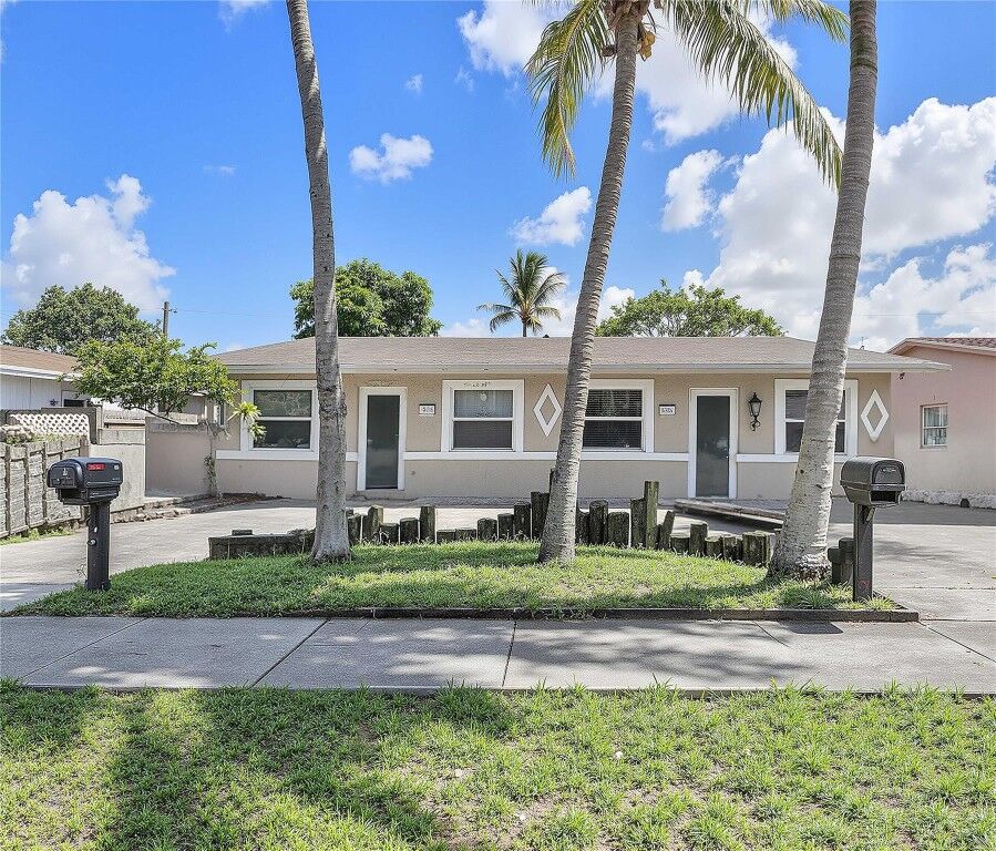 Property Photo:  112-116 NW 57th Street  FL 33309 