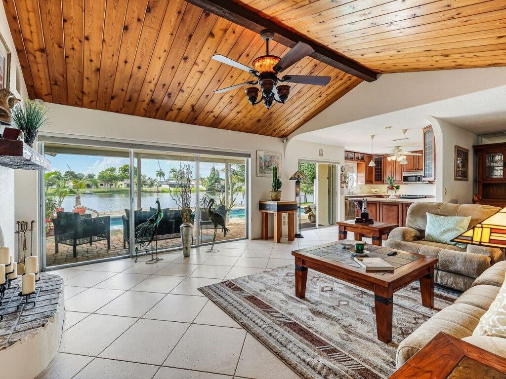 Property Photo:  1310 SW 26th Avenue  FL 33442 