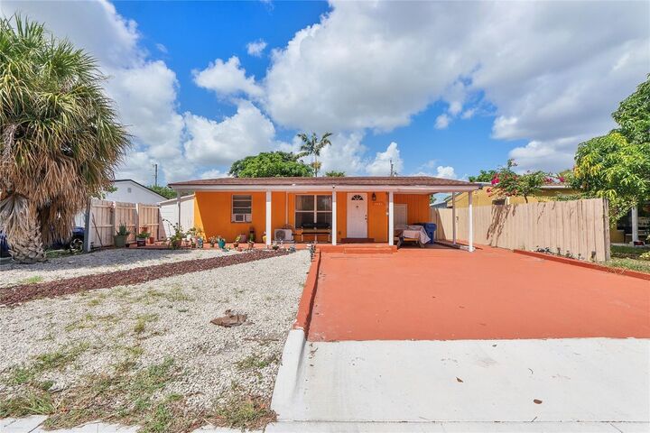 Property Photo:  5161 N Andrews Avenue  FL 33309 