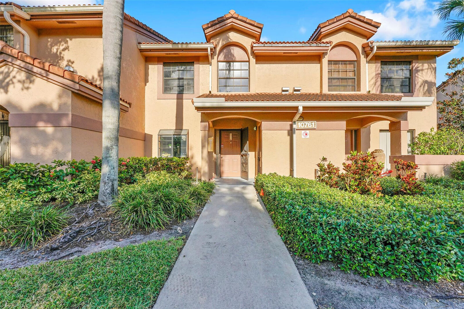 Property Photo:  10761 NW 14th Street 281  FL 33322 