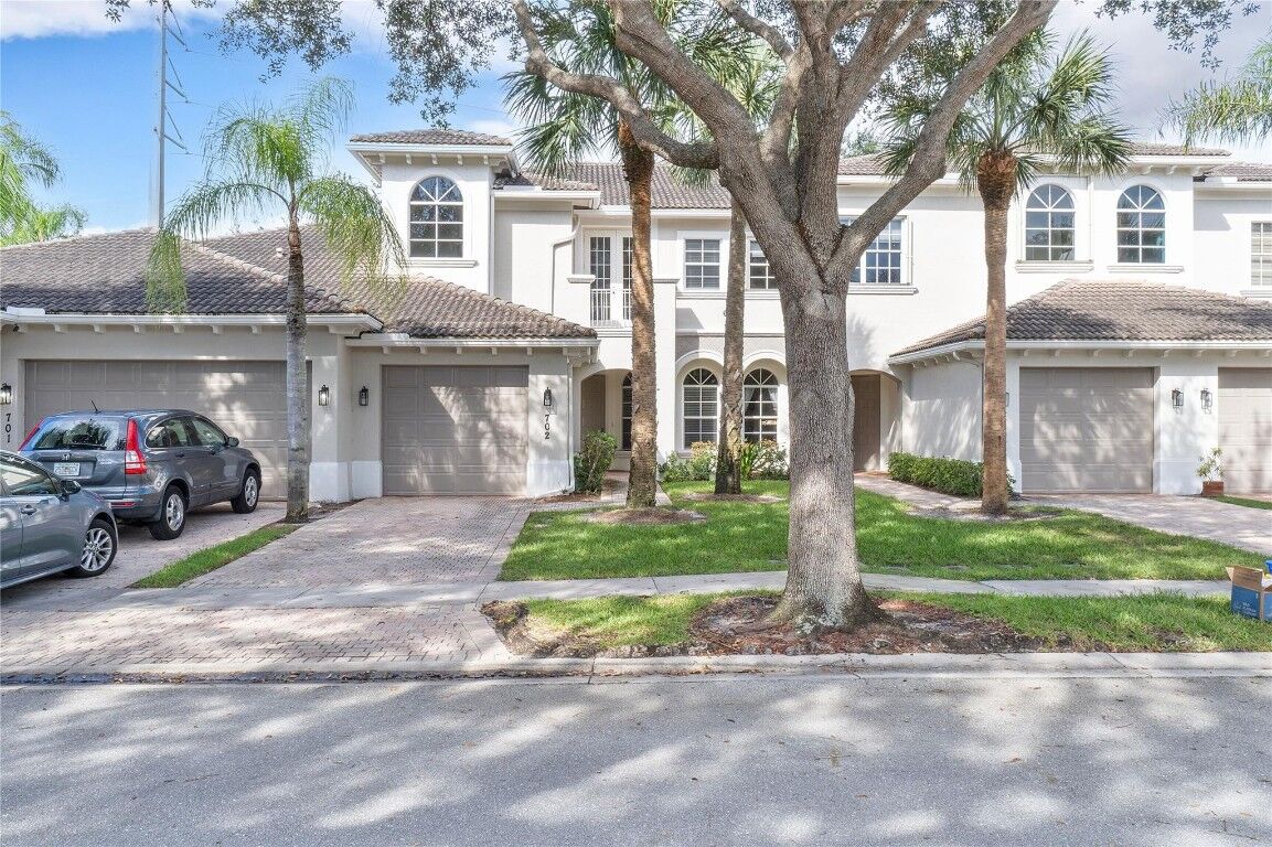 Property Photo:  6365 Bella Circle 702  FL 33437 