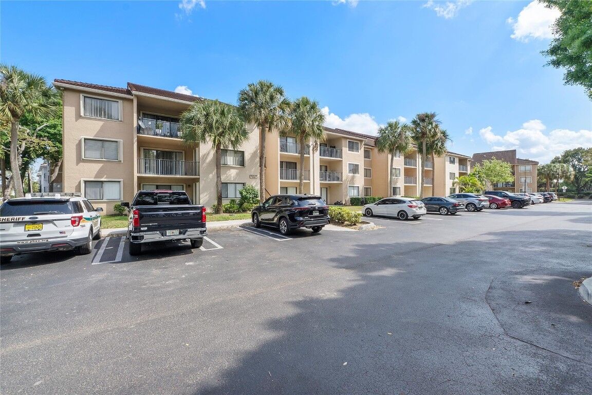 Property Photo:  9188 W Atlantic Boulevard 1527  FL 33071 