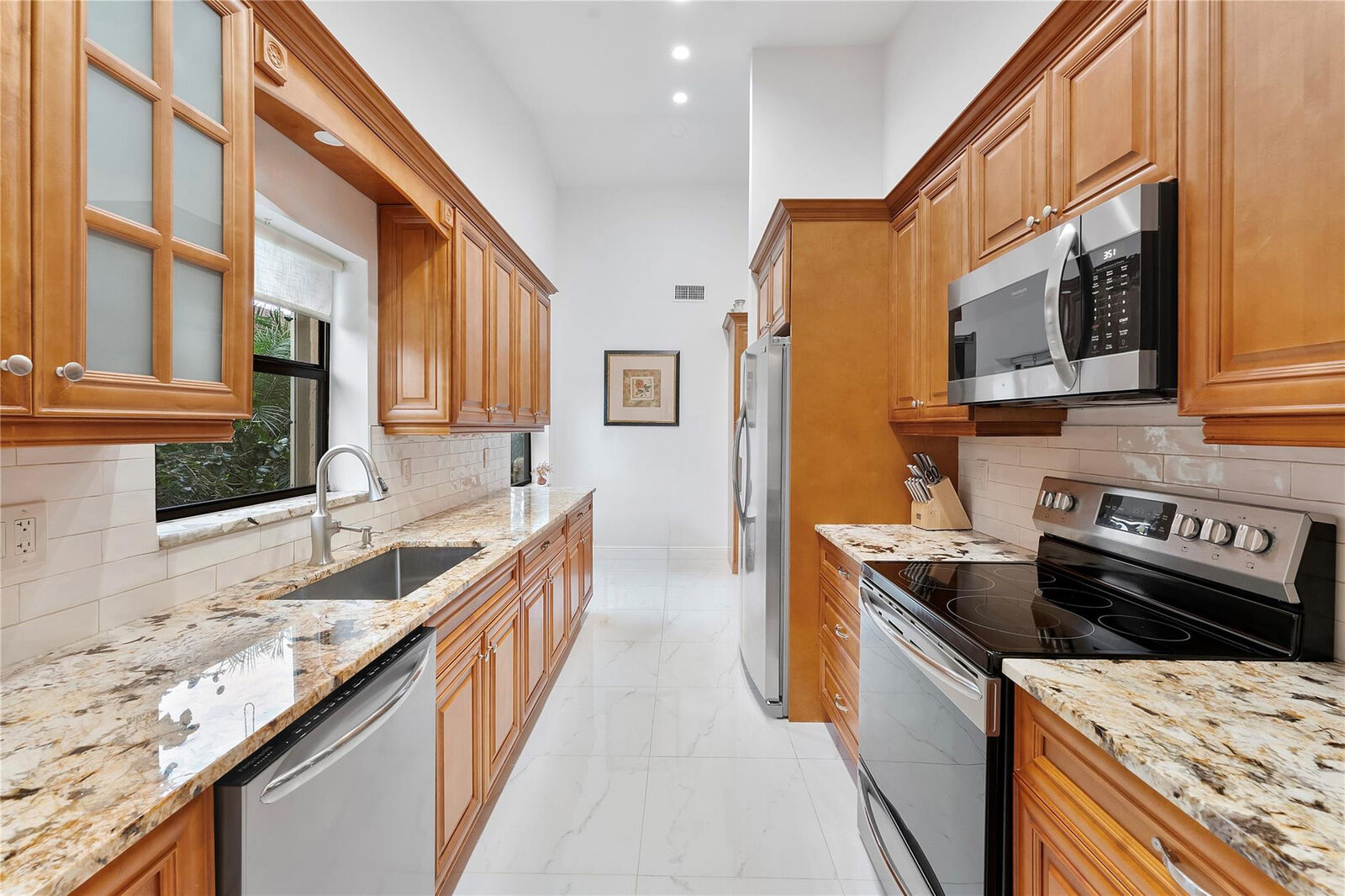 Property Photo:  2531 Blue Sage Avenue  FL 33063 