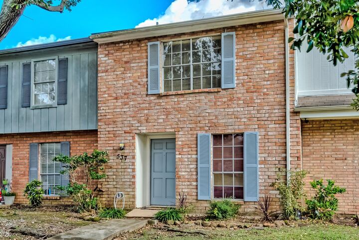 Property Photo:  537 Longmeadow  TX 77707 