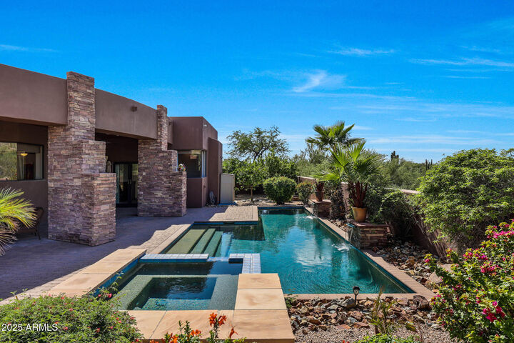 Property Photo:  5650 E Canyon Crossings Drive  AZ 85331 