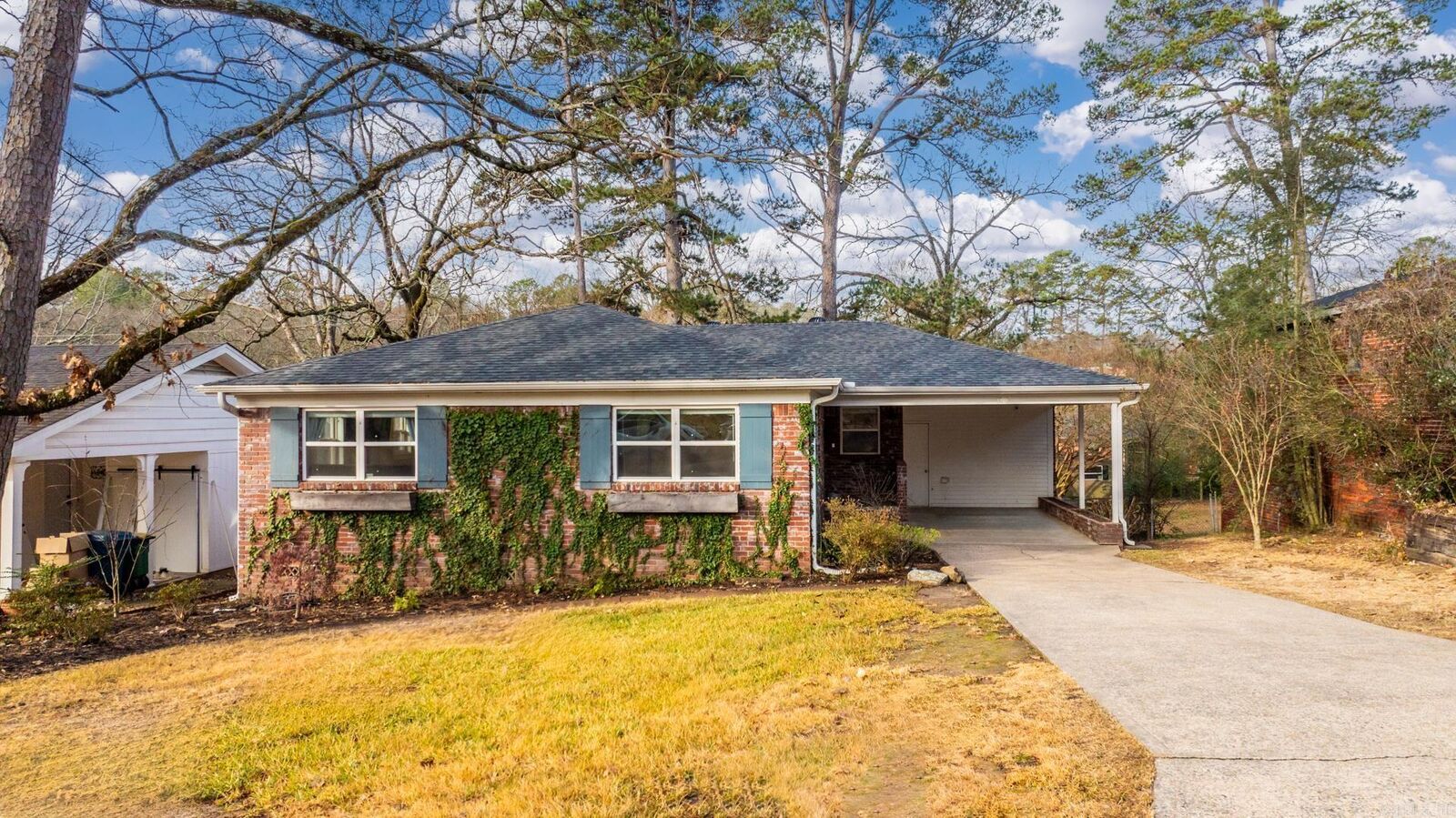 Property Photo:  1018 Mellon Street  AR 72207 