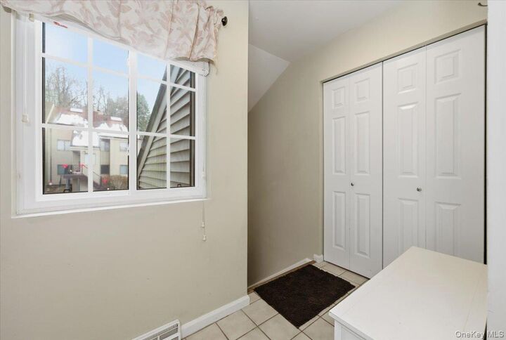 Property Photo:  15 Steven Drive 4  NY 10562 