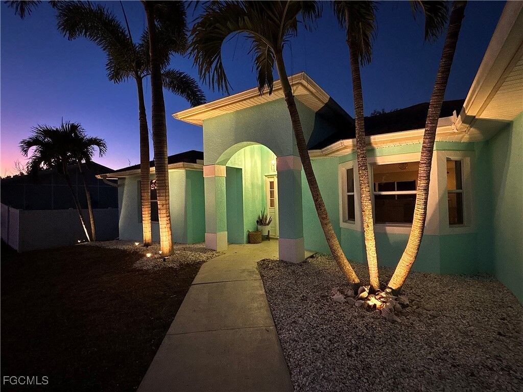 Property Photo:  5748 Linden Lane  FL 33922 